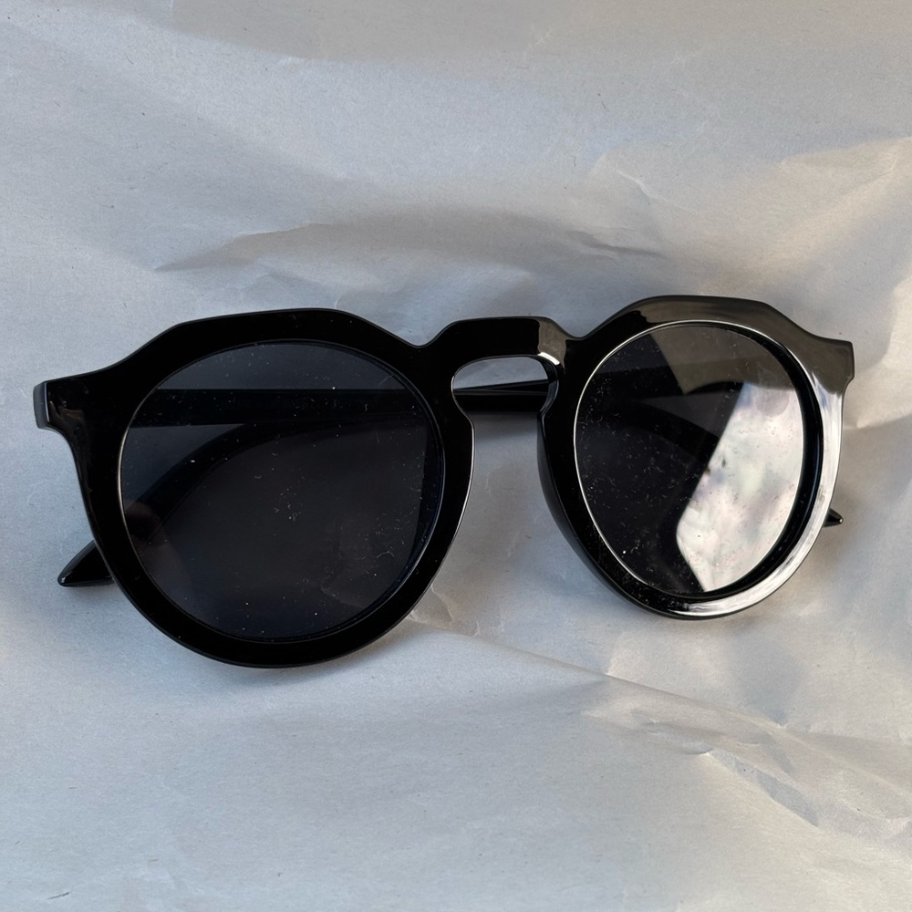 Elizabeth & James Sunglasses - Picture 3 of 3